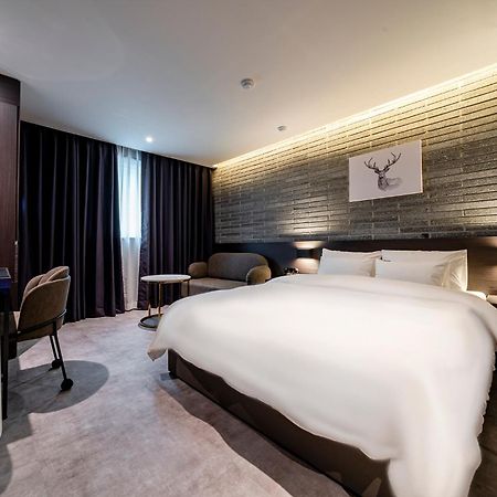 Urban Brown Hotel Chungju City Hall Bagian luar foto