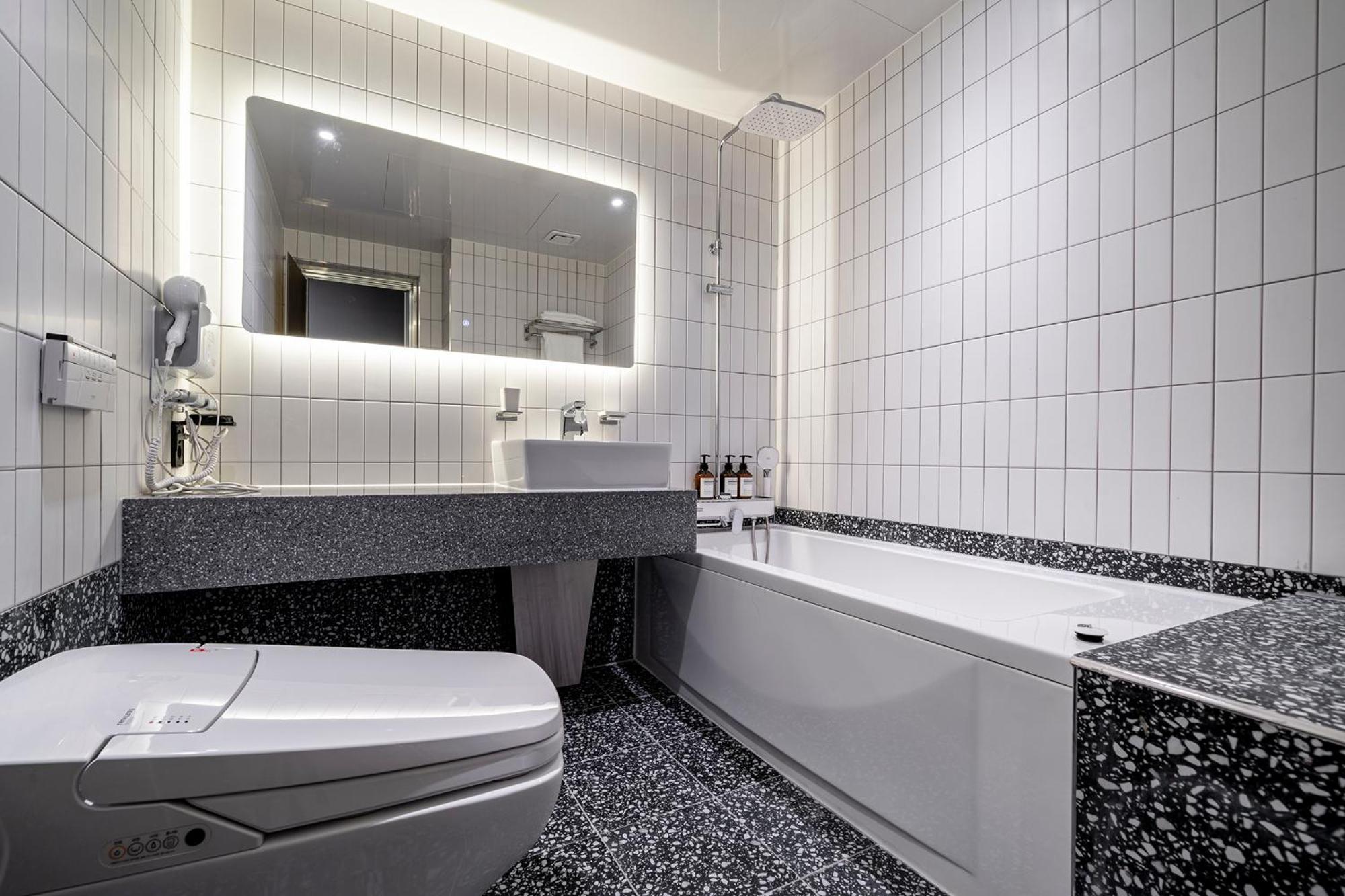 Urban Brown Hotel Chungju City Hall Bagian luar foto