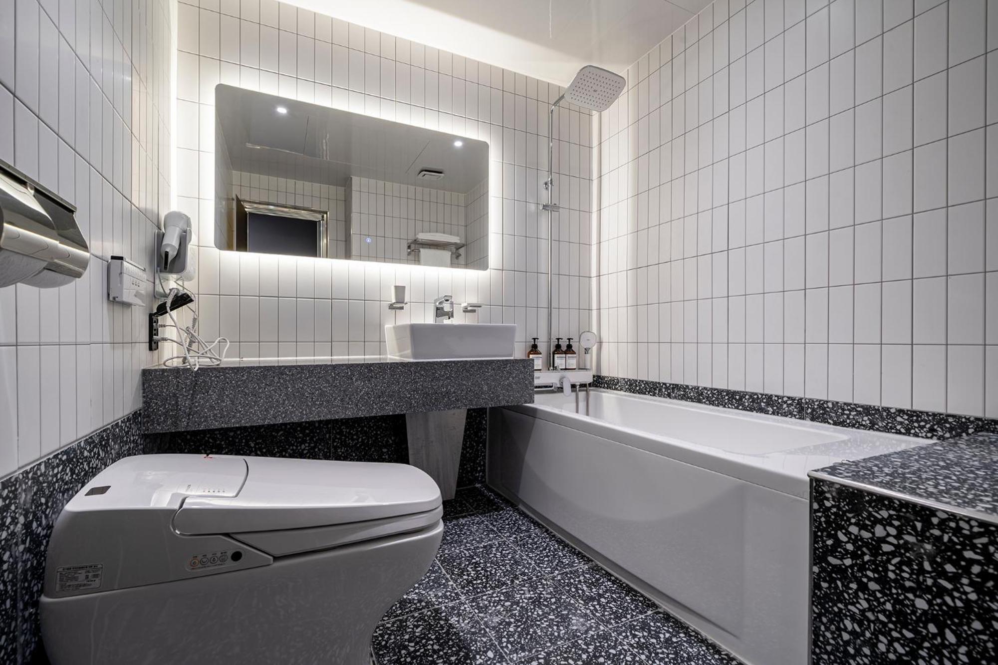 Urban Brown Hotel Chungju City Hall Bagian luar foto