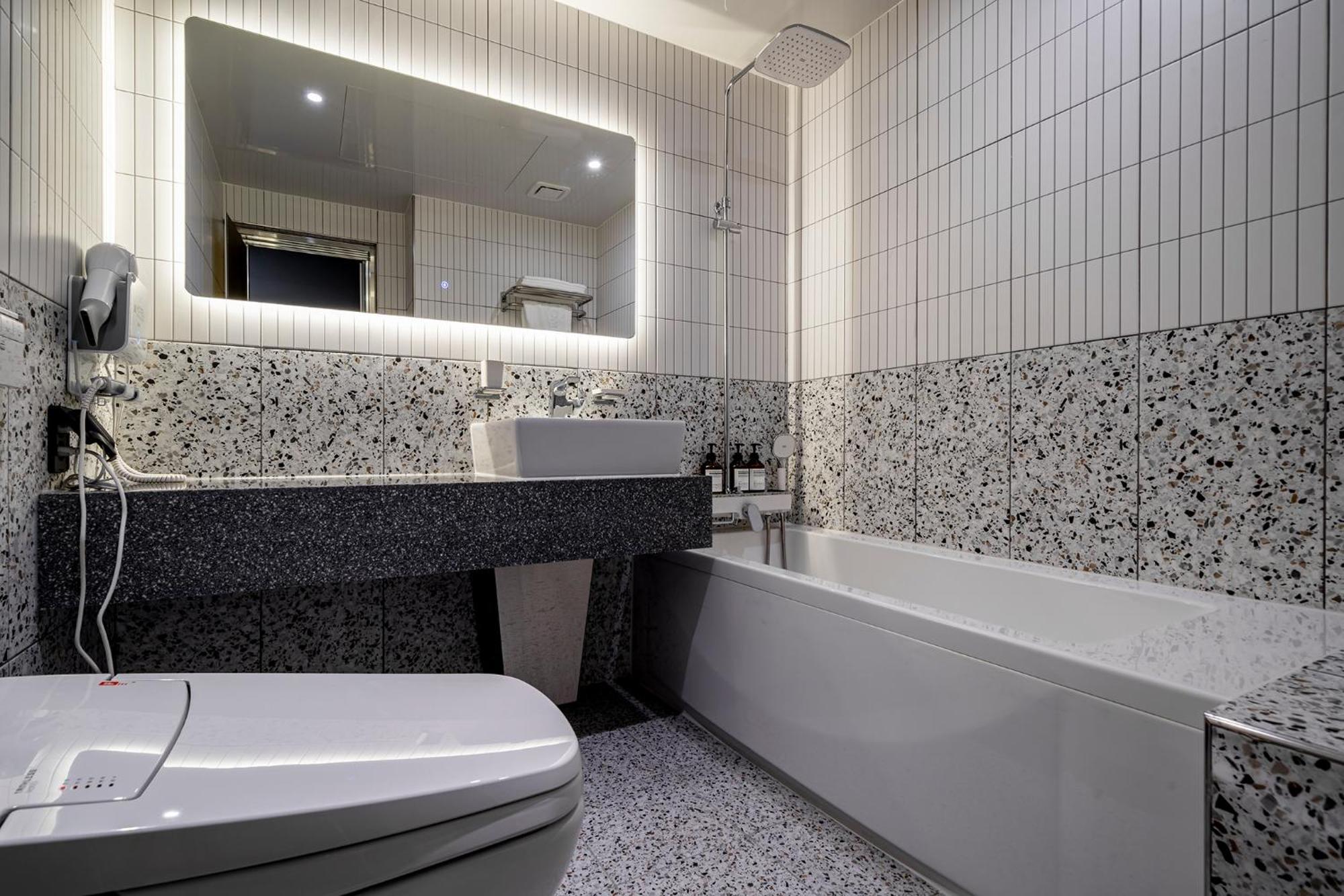 Urban Brown Hotel Chungju City Hall Bagian luar foto