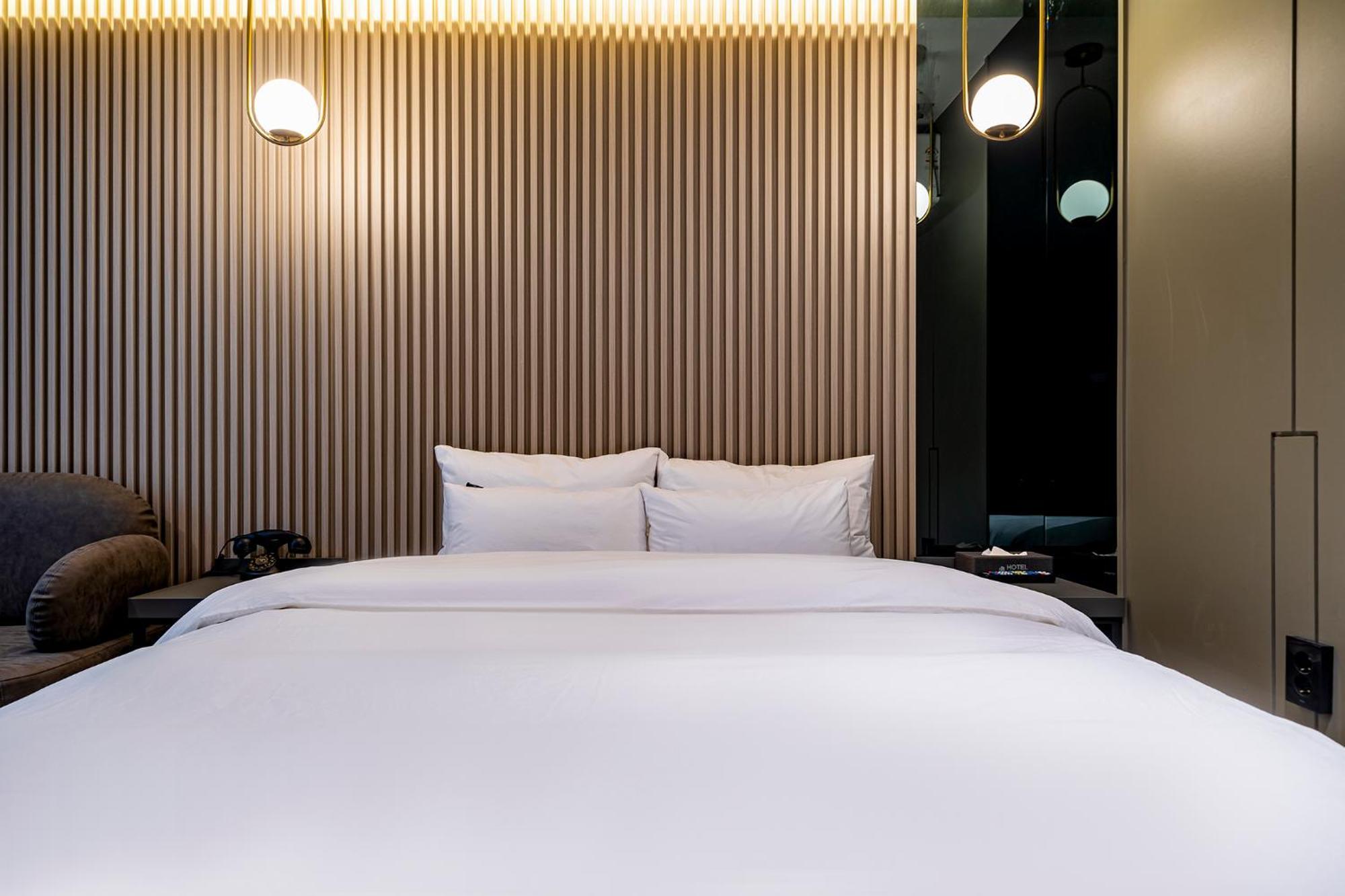Urban Brown Hotel Chungju City Hall Bagian luar foto