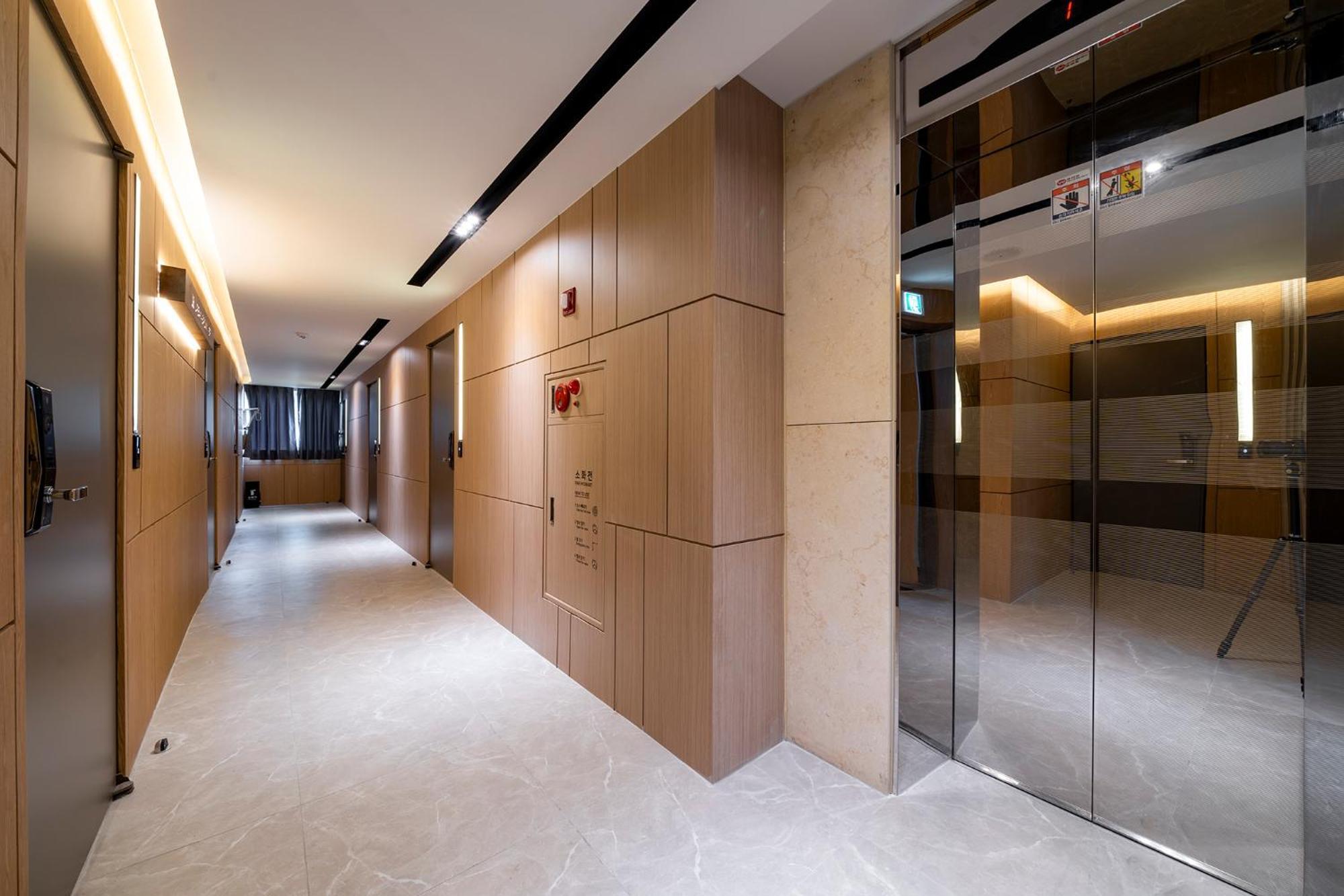 Urban Brown Hotel Chungju City Hall Bagian luar foto
