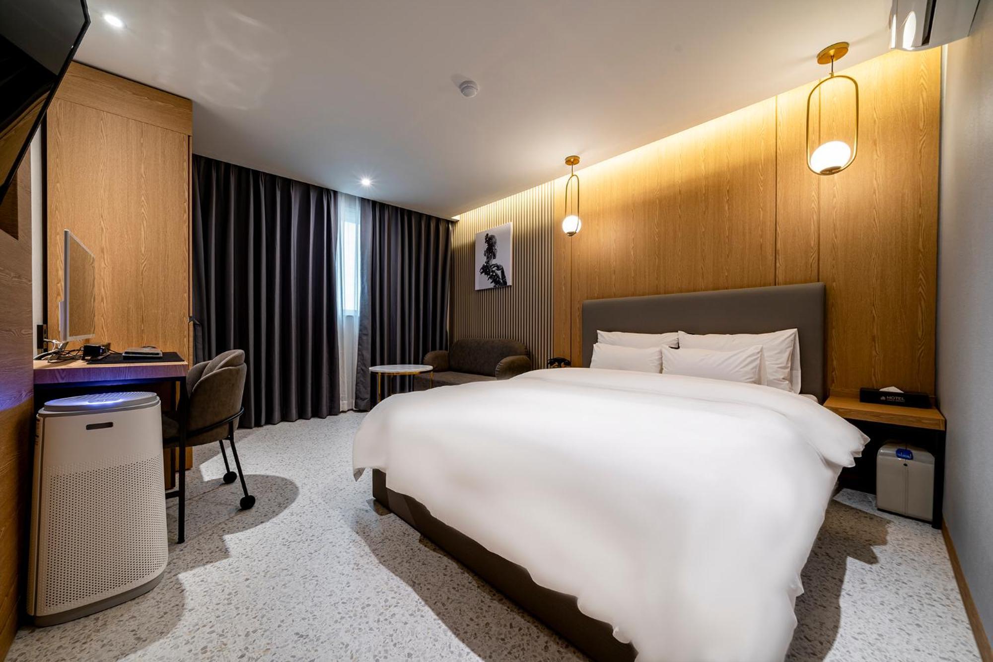 Urban Brown Hotel Chungju City Hall Bagian luar foto