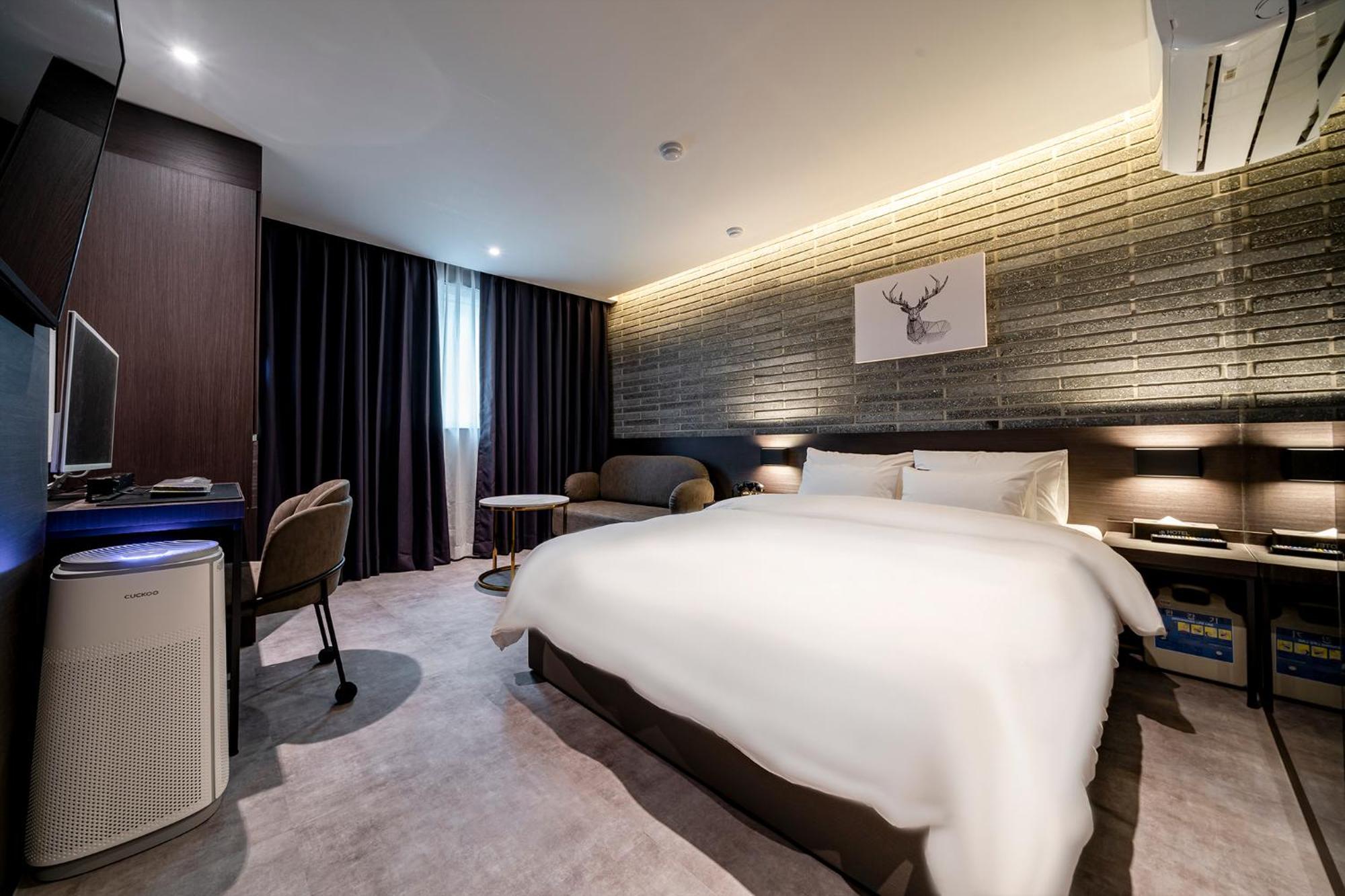 Urban Brown Hotel Chungju City Hall Bagian luar foto